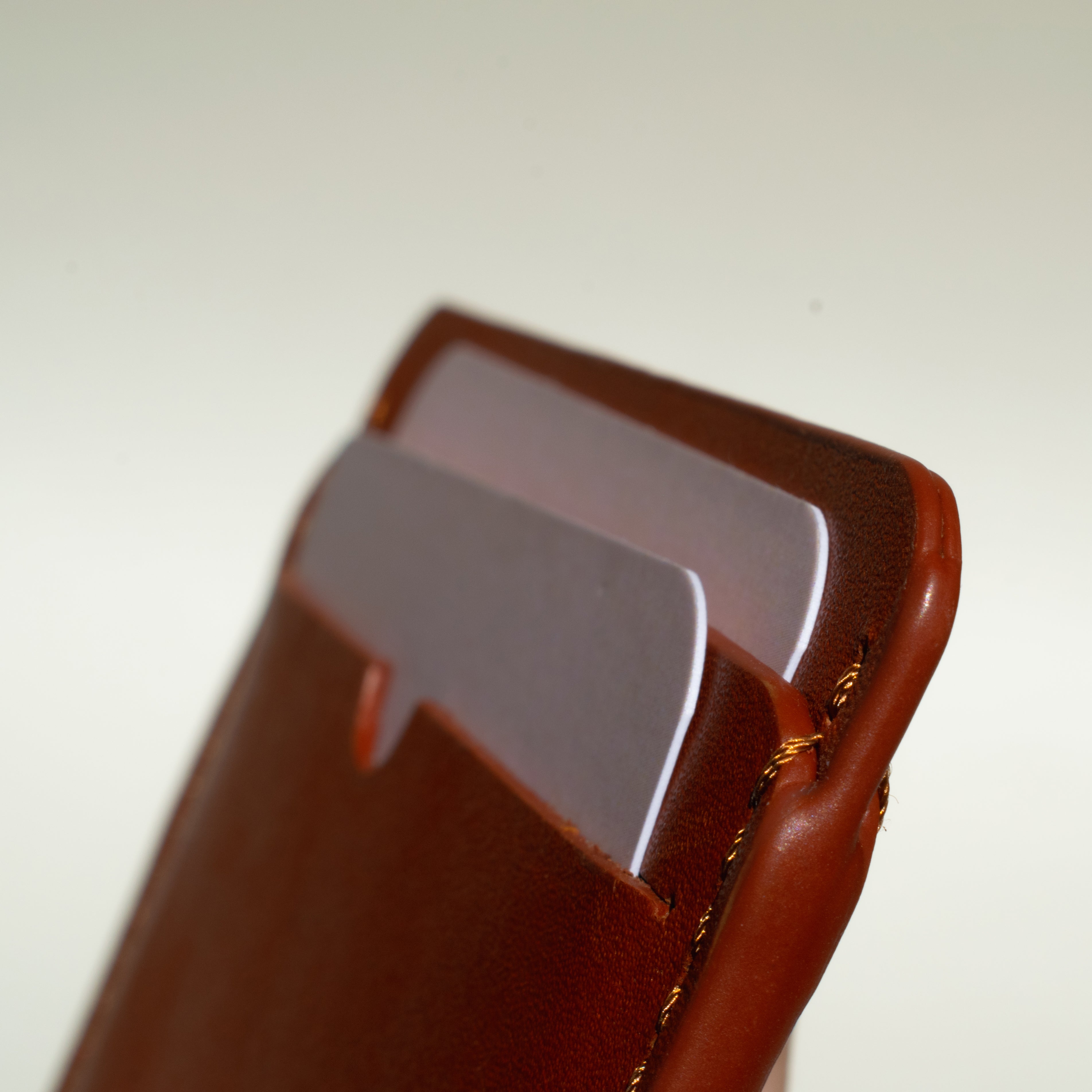 Slim Card Holder in Rust Brown