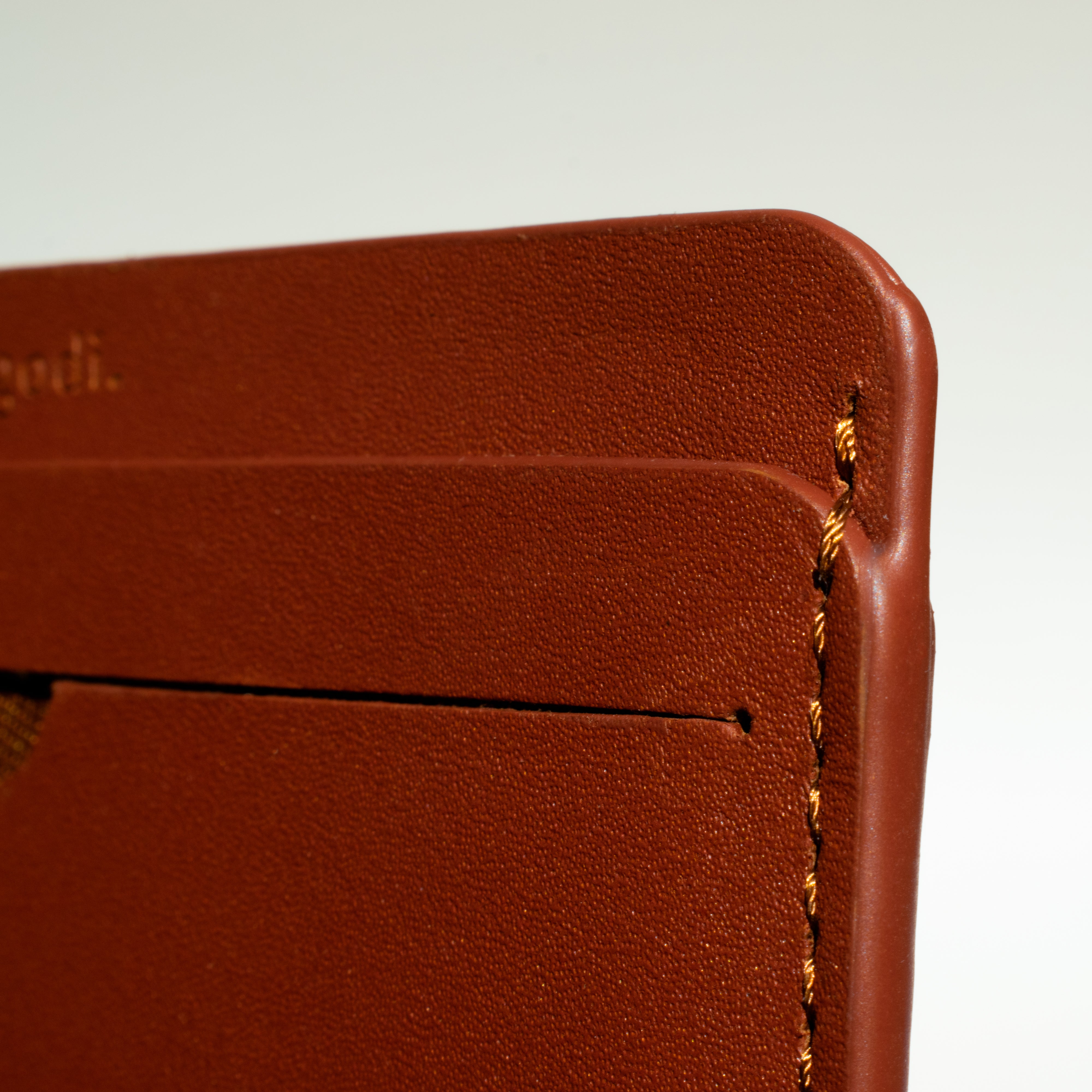 Slim Card Holder in Rust Brown