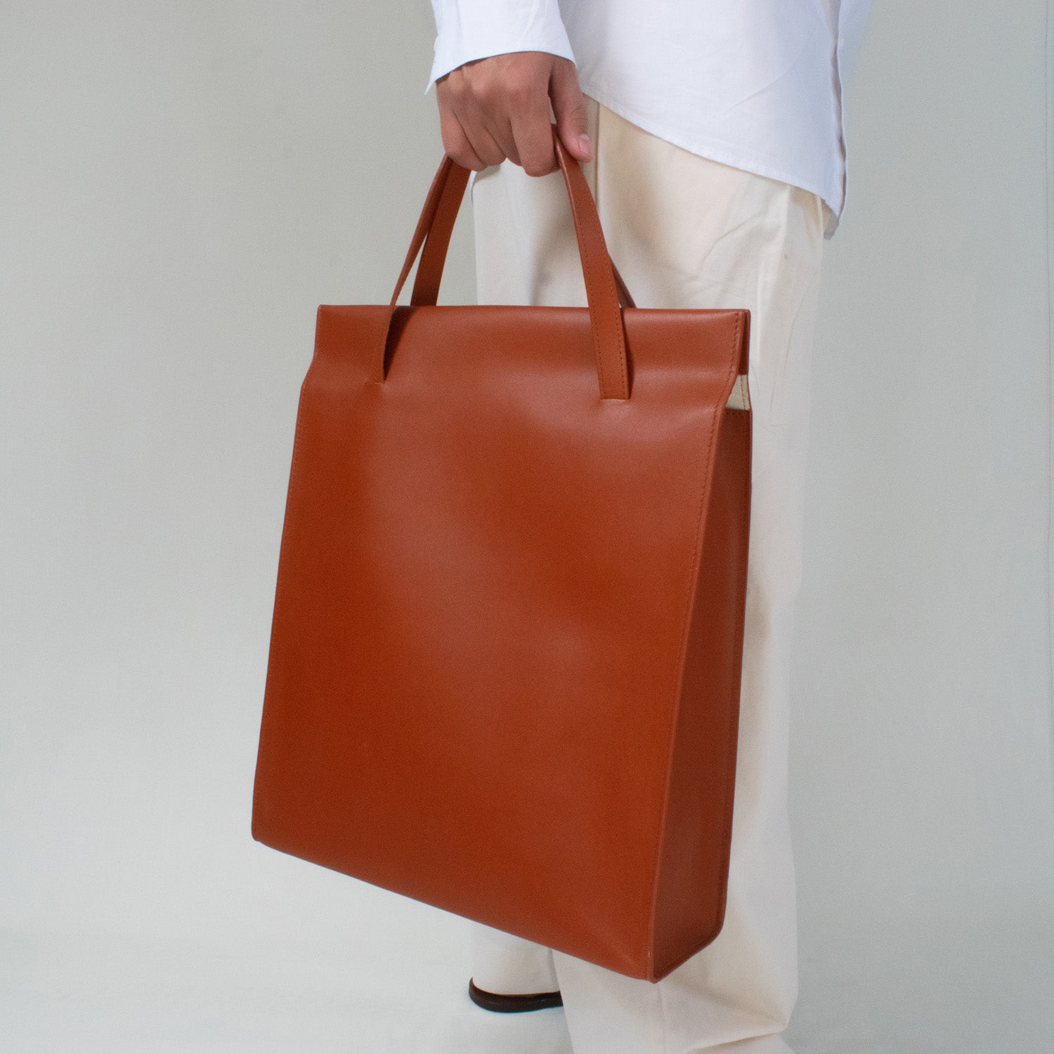 The Banks Adjustable Tote Bag