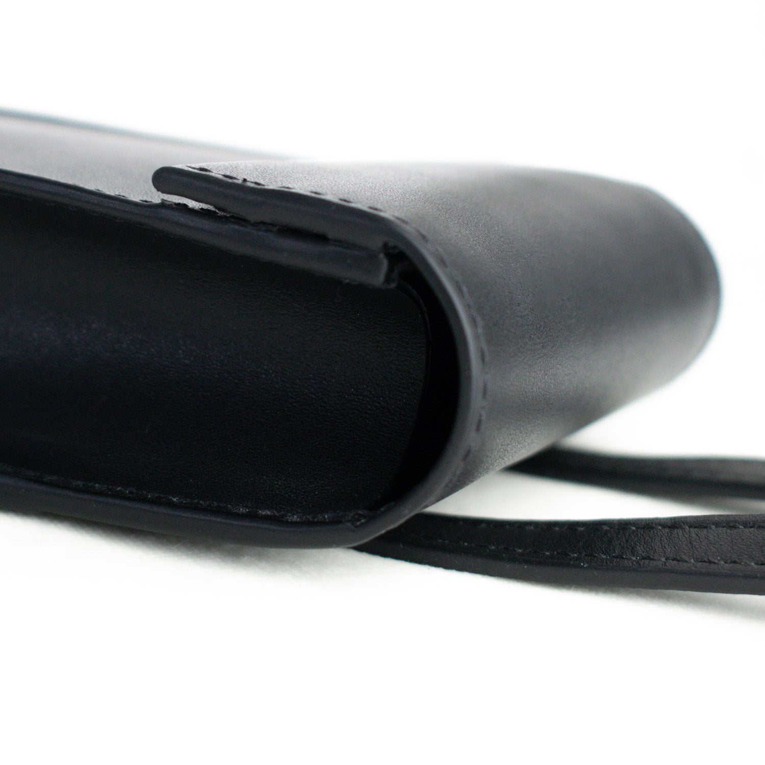 Adjustable Phone Bag in Black