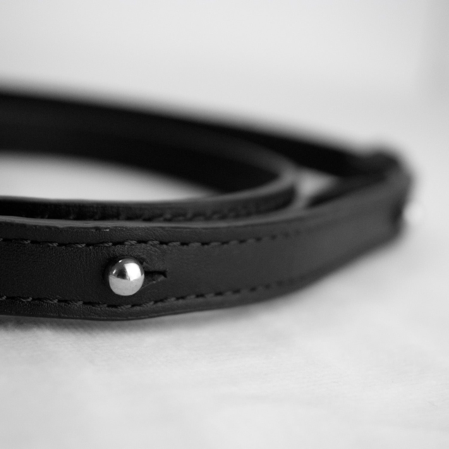 Adjustable Phone Bag in Black
