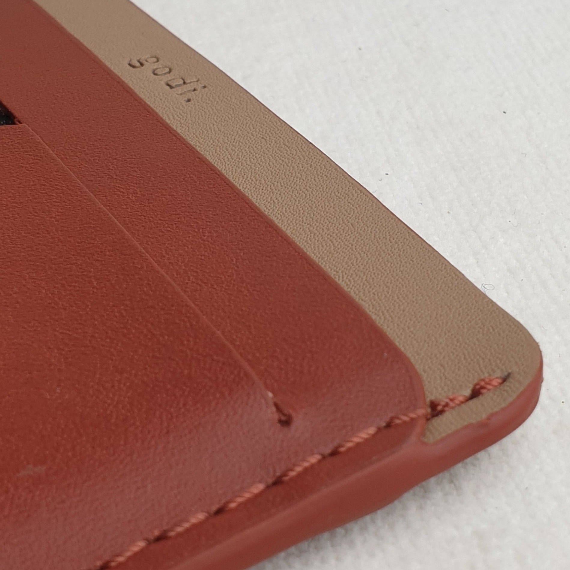 Slim Cardholder in Rust Brown and Sand