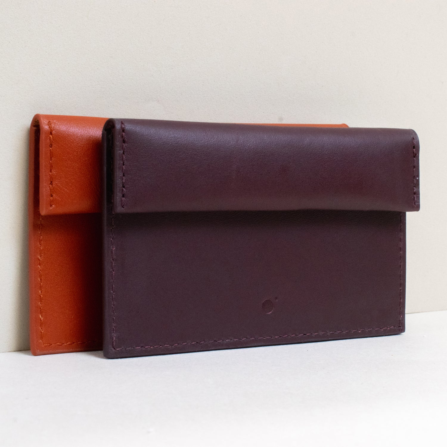 Compact Coin & Card Case in Rust Brown