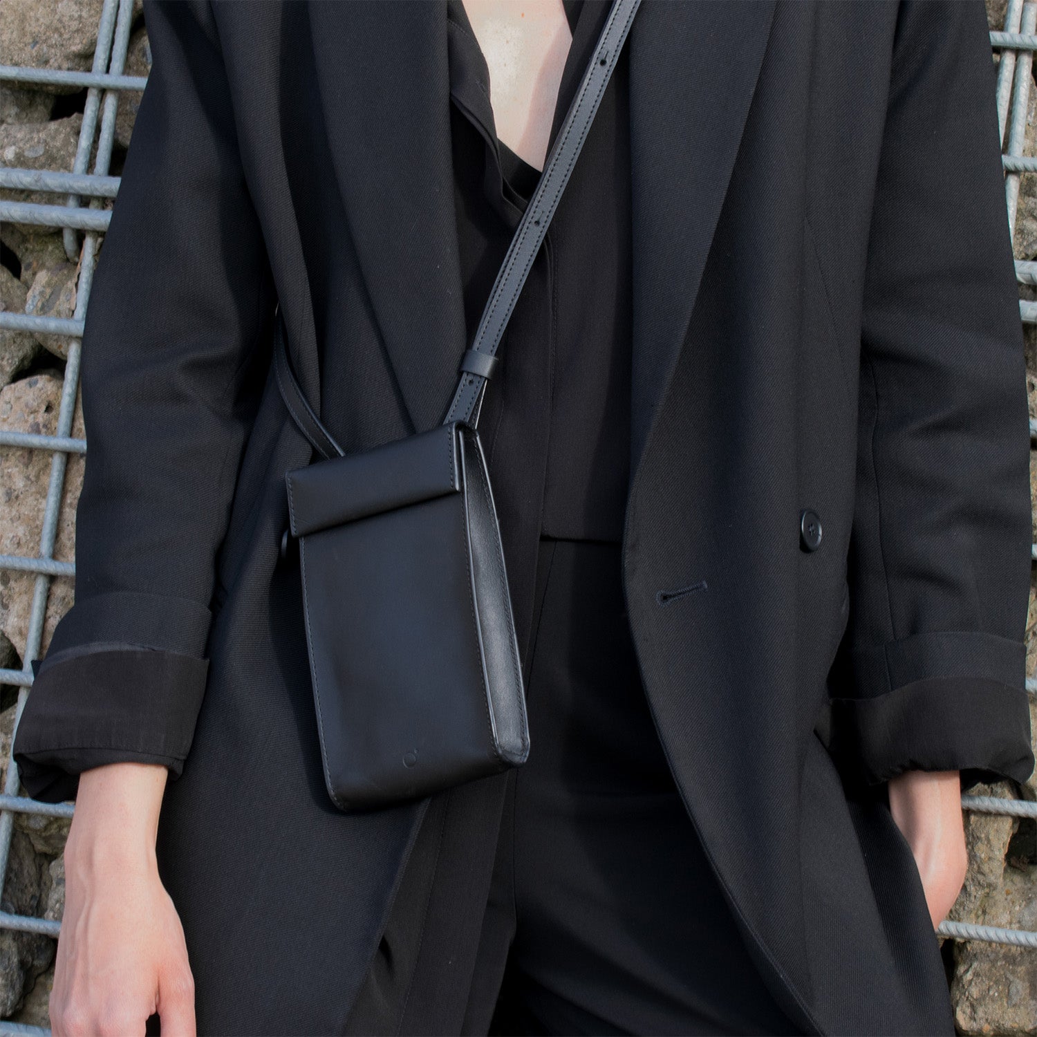 Adjustable Phone Bag in Black